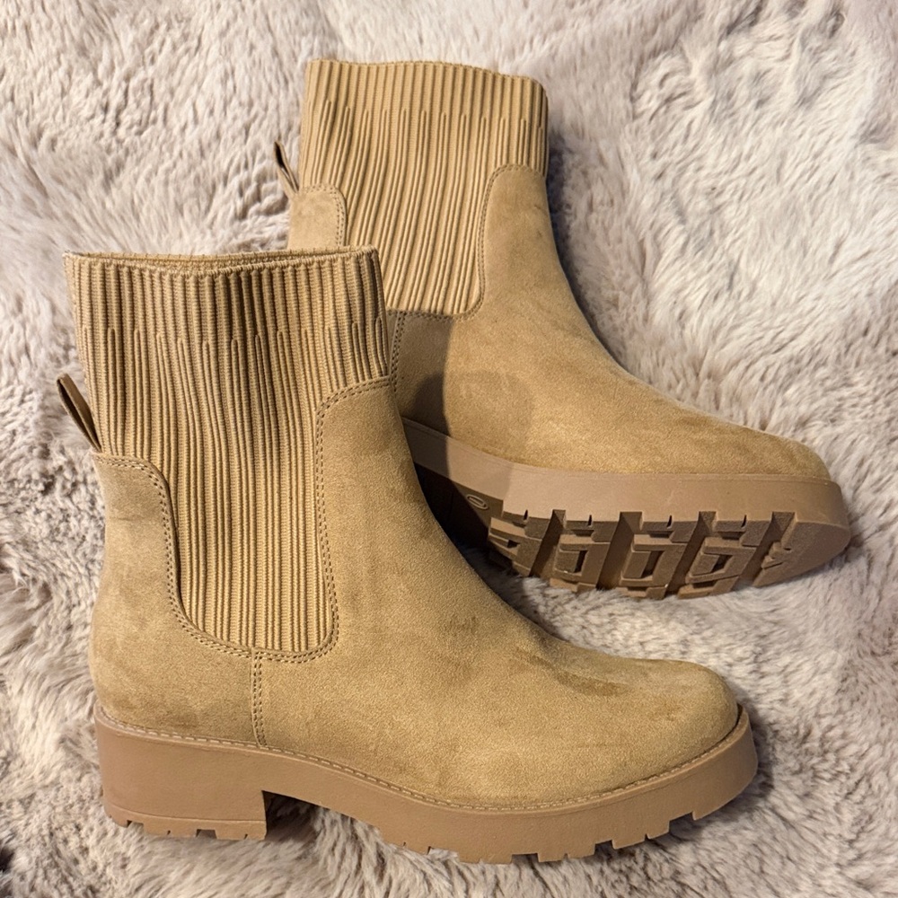 Old Navy Camel Ankle Booties